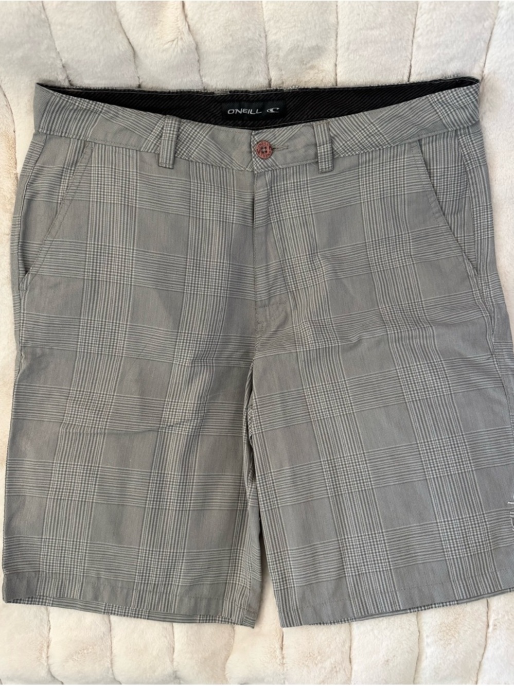 O'Neill Men's Gray Plaid Flat Front Shorts